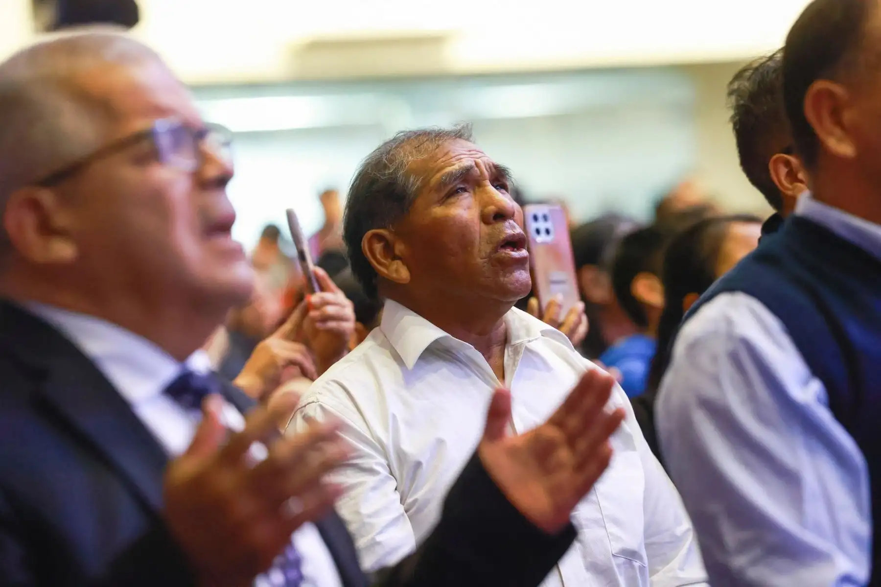 El presidente de la República José Jerí Oré participó en la ceremonia de acción de gracias por el Día Nacional de las Iglesias Cristianas Evangélicas en el Perú, organizada por la Federación de Iglesias Cristianas Evangélicas del Perú, Fe del Perú. Foto: ANDINA/Prensa Presidencia El presidente de la República José Jerí Oré participó en la ceremonia de acción de gracias por el Día Nacional de las Iglesias Cristianas Evangélicas en el Perú, organizada por la Federación de Iglesias Cristianas Evangélicas del Perú, Fe del Perú. Foto: ANDINA/Prensa Presidencia