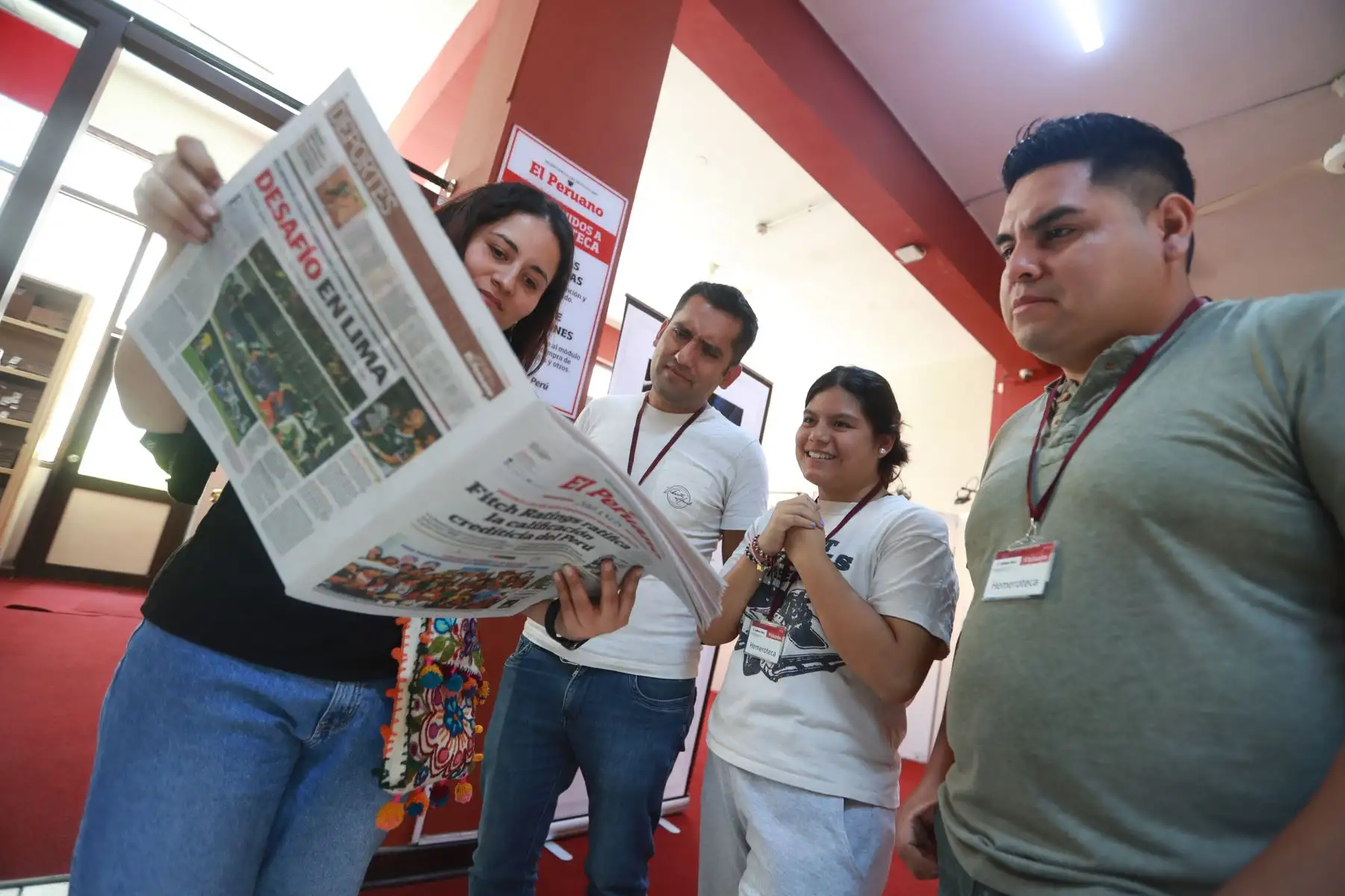 Visitantes a el museo Gráfico del Diario Oficial El Peruano. Foto: ANDINA / Lino Chipana Obregón
