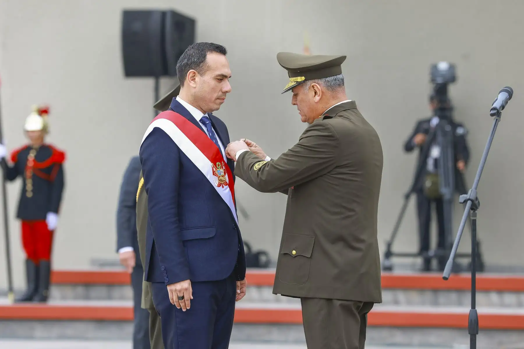 Reconocimiento al presidente José Jerí Oré, como Jefe Supremo de las Fuerzas Armadas y Policía Nacional del Perú. Foto: ANDINA/Prensa Presidencia