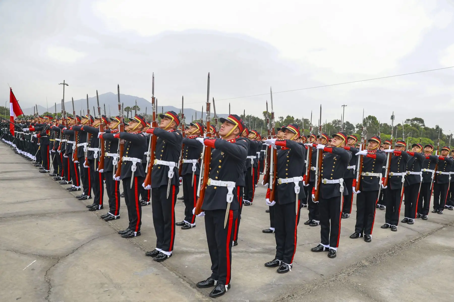 Reconocimiento al presidente José Jerí Oré, como Jefe Supremo de las Fuerzas Armadas y Policía Nacional del Perú. Foto: ANDINA/Prensa Presidencia