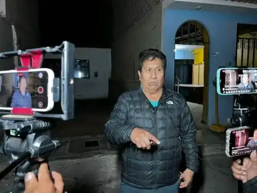 Desconocidos detonan explosivo en vivienda del alcalde provincial de Huarmey, en un presunto caso de extorsión. ANDINA/Difusión