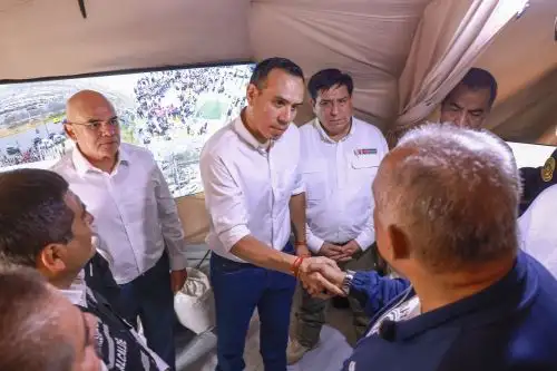 Presidente José Jerí expresa solidaridad con los transportistas