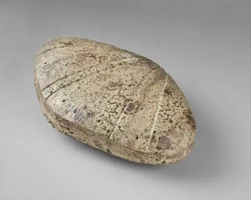 Inicia exposición Tributo: Un extraño monumento. Castrillón | Runcie.