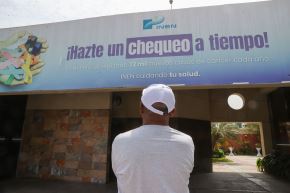 “El 85% de los casos que detectamos en la institución llegan en etapas avanzadas”, lamenta cirujano del INEN. Foto: ANDINA/Juan Carlos Guzmán