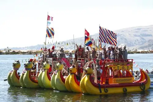 Impresionante representación de la salida de Manco Cápac y Mamá Ocllo se realiza en Puno para conmemorar su 357° aniversario de fundación