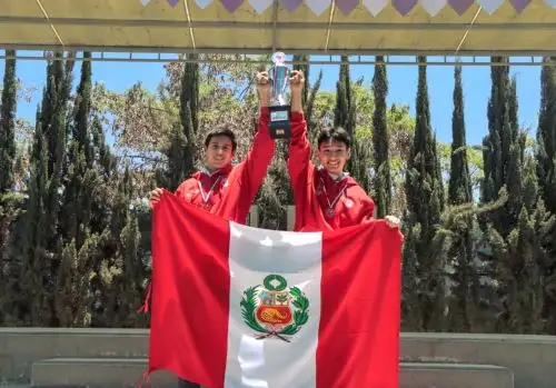 Dos estudiantes tacneños ganaron en Chile el Mundial Escolar de Ciencia y Tecnología 2025. ANDINA/Difusión