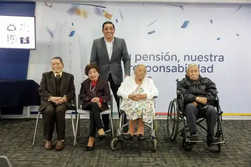 ONP rindió homenaje a pensionistas centenarios que construyeron el Perú. Foto: ANDINA.