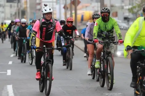 Médicos del INEN aclaran en esta nota si es verdad o un mito la relación entre el ciclismo y el cáncer de próstata. Foto:  ANDINA