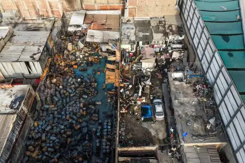 Incendio en almacén de plásticos en San Juan de Lurigancho: DRELM recomienda suspensión de clases presenciales en colegios cercanos