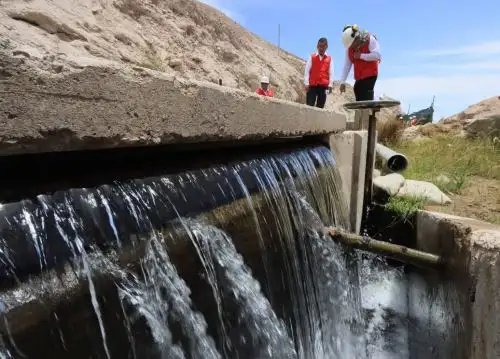Auditores de la Contrarloría verifican calidad del agua potable ante una presunta contaminación del líquido elemento en la planta de captación Ollería, ubicada en Moquegua. ANDINA/Difusión