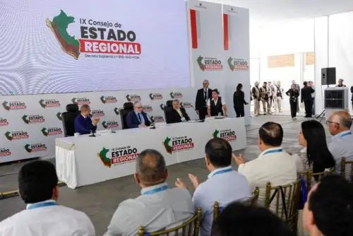 Desde Huánuco, el titular del sector Cultura reafirmó el compromiso del Gobierno de trabajar articuladamente con los gobiernos regionales e hizo un llamado a la unidad del país.