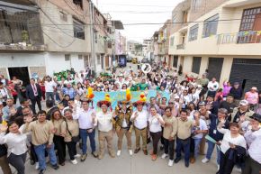 Las pistas y veredas en el distrito de Pillco Marca, región Huánuco, fueron ejecutadas con una inversión de S/8.9 millones. Foto: MVCS