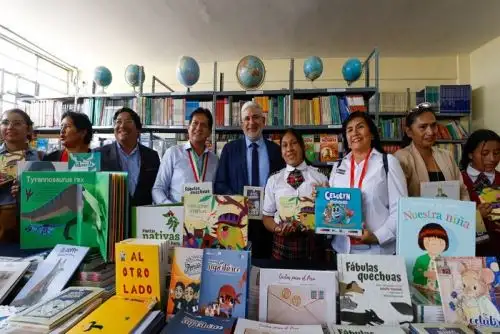 “Si leen, preguntan y asisten a clases, tendrán un futuro mejor y contribuirán al desarrollo del Perú”, expresó el ministro Alfredo Luna Briceño