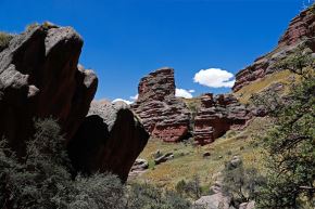 El Cañón de Tinajani, el mágico atractivo turístico de Puno, fue elegido como uno de los 10 mejores lugares para visitar de Sudamérica y Centro América el 2026 por la revista especializada en turismo de lujo Condé Nast Traveler. ANDINA/Daniel Bracamonte