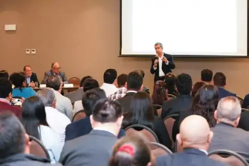 SBS capacita a Cooperativas de Ahorro y Crédito del sur del país en la ciudad de Tacna. ANDINA/Difusión