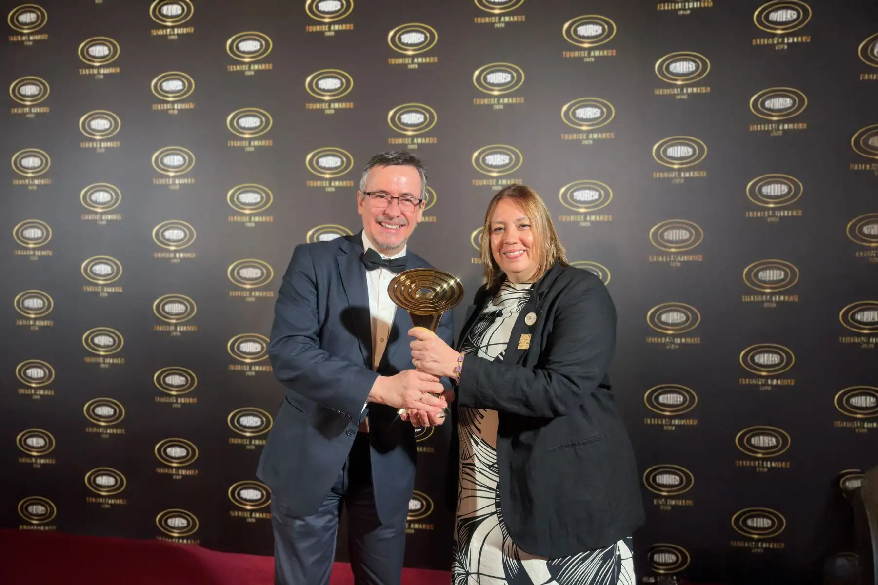 Reconocimiento lo recibió la viceministra de Turismo, Aracelly Laca, en evento realizado en Riad, Arabia Saudita. Foto: ANDINA/Difusión MINCETUR