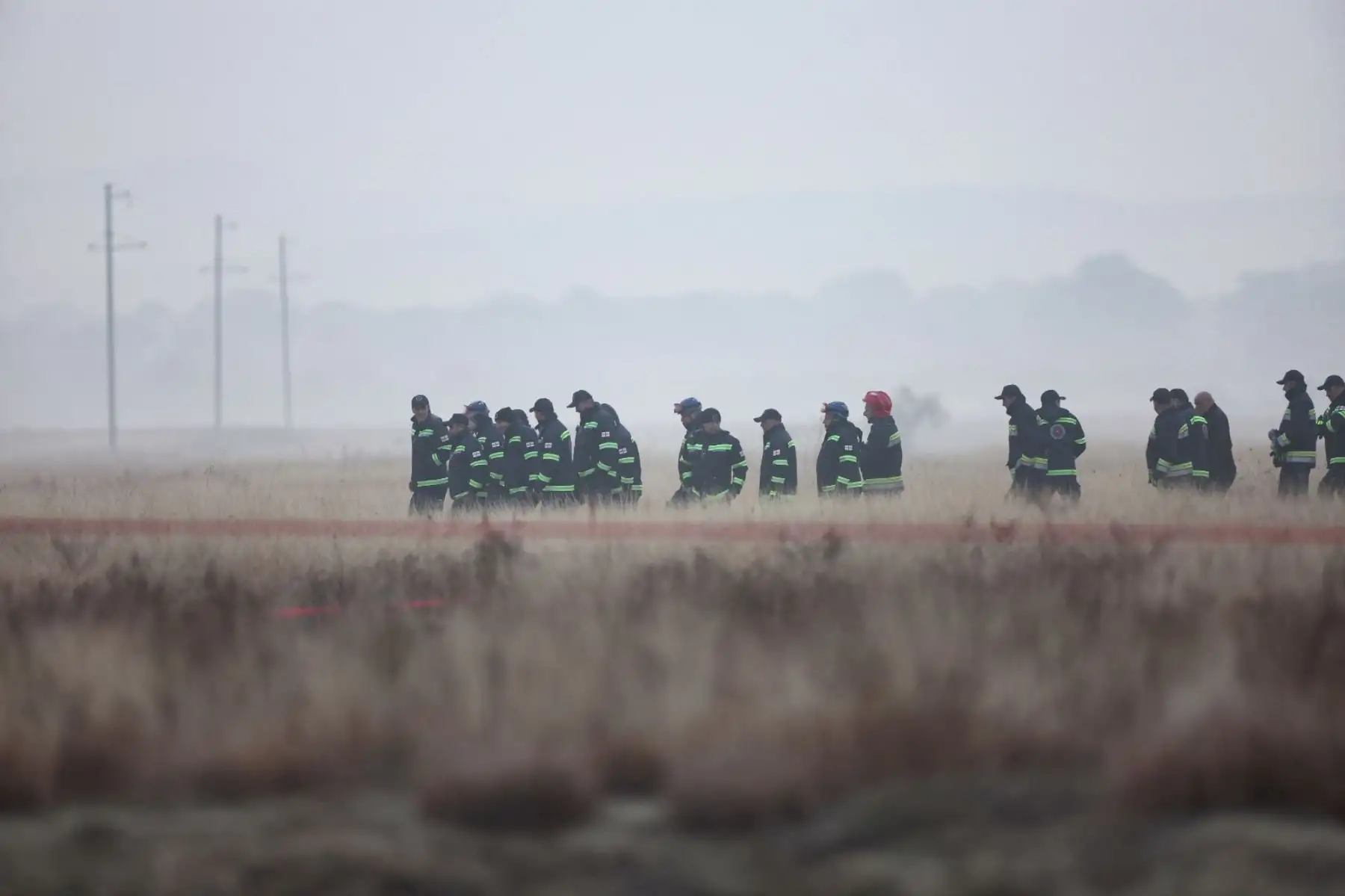 Los investigadores encontraron la caja negra del avión militar turco que se estrelló en Georgia, en un accidente que dejó 20 militares muertos, pero aún no la analizaron, informaron este miércoles las autoridades. Foto: AFP