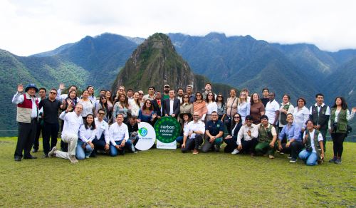 En una ceremonia especial celebrada esta mañana, el Santuario Histórico de Machu Picchu, recibió su tercera certificación como destino turistico carbono neutral. Foto: ANDINA/Liliana Saldaña