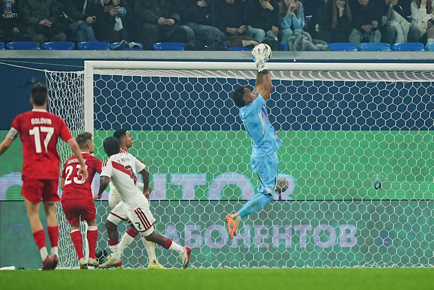 La selección peruana igualó 1-1 ante Rusia en el imponente Gazprom Arena de San Petersburgo.  Foto: ANDINA/Difusión FPF