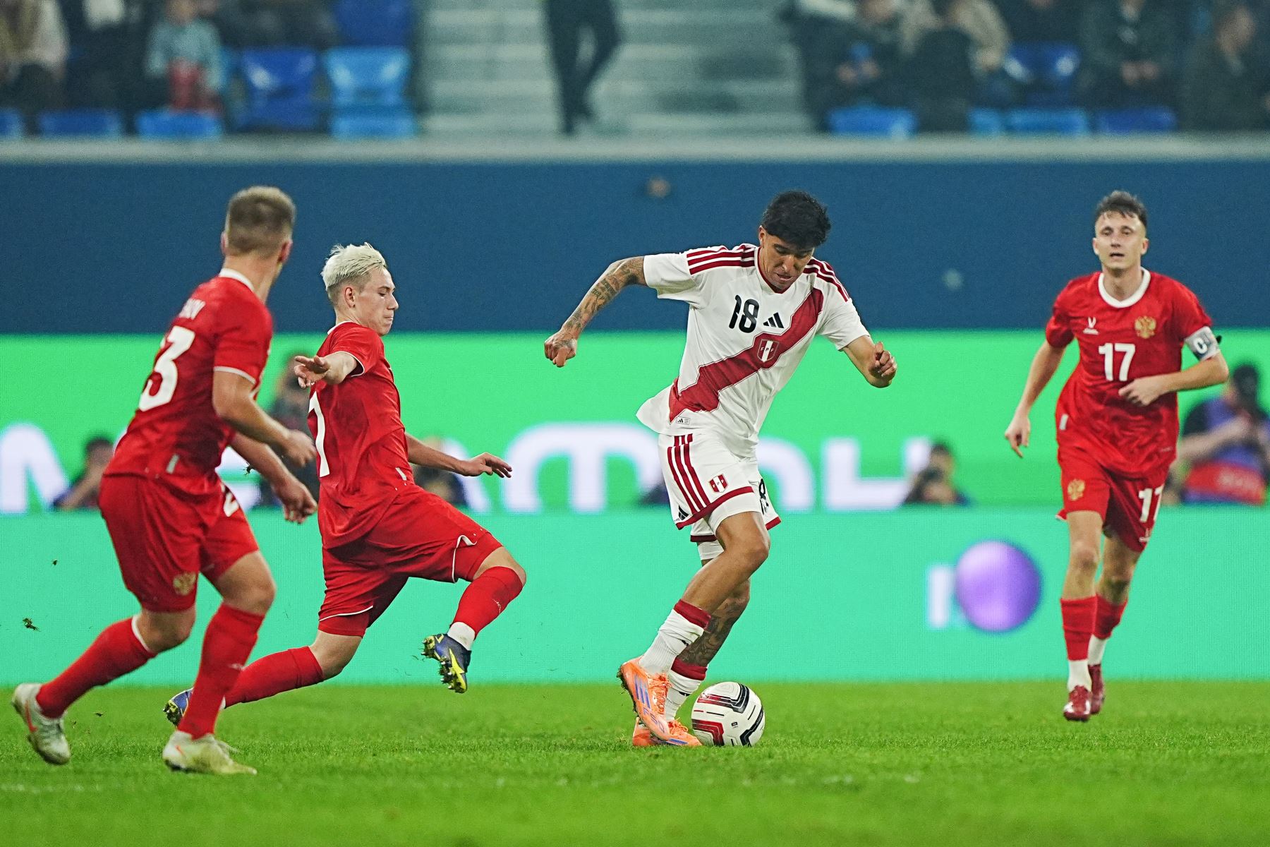La selección peruana igualó 1-1 ante Rusia en el imponente Gazprom Arena de San Petersburgo.  Foto: ANDINA/Difusión FPF