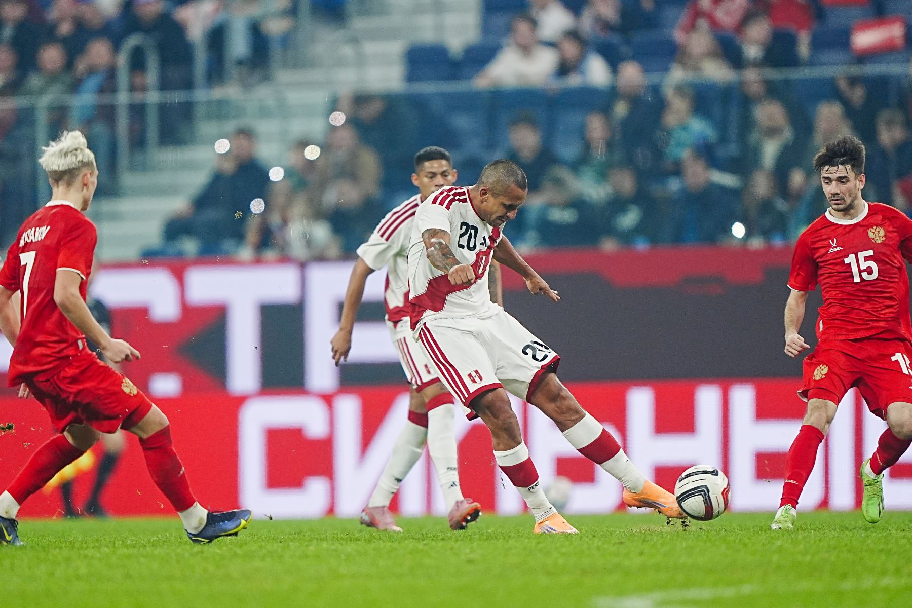 Perú rescató un empate 1-1 ante Rusia en San Petersburgo en el amistoso internacional. Foto: ANDINA/Difusión FPF