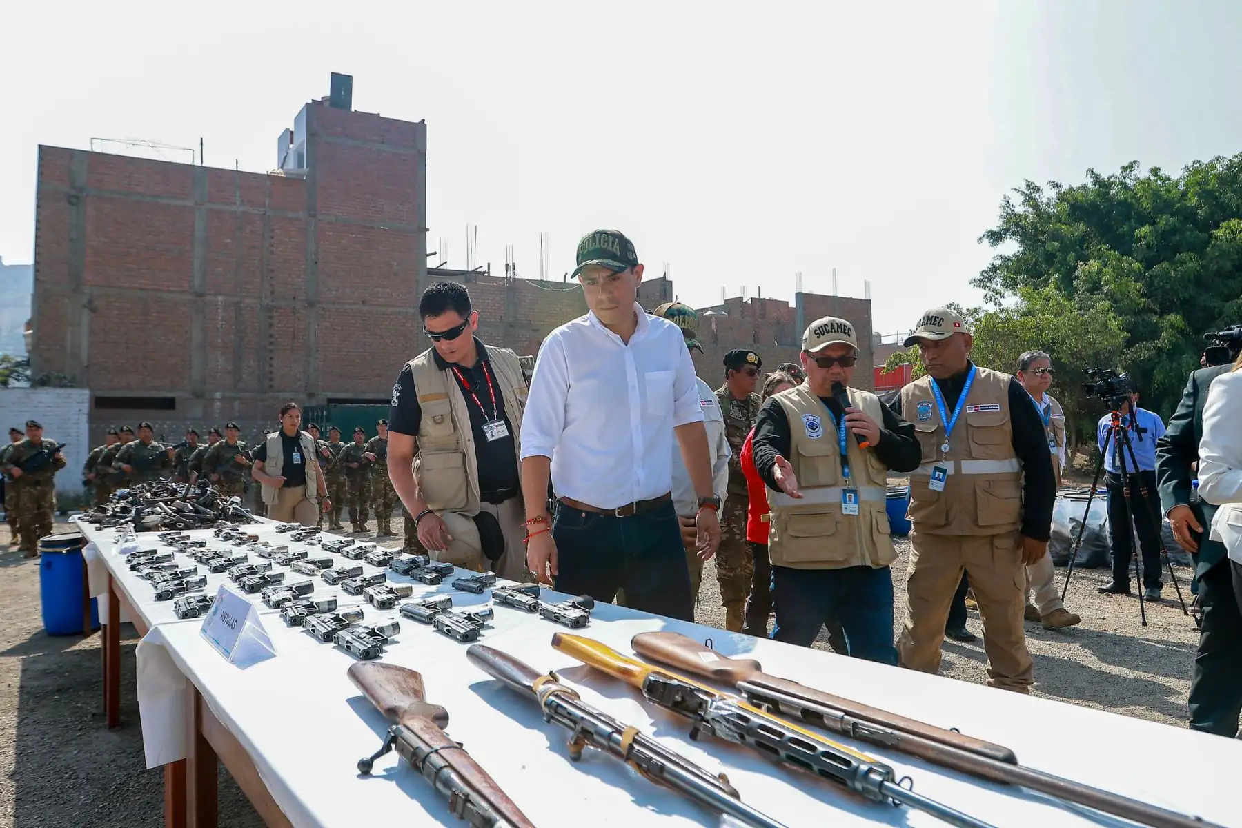 Presidente José Jerí verificó destrucción de más de 8,200 armas incautadas a la delincuencia. Foto: ANDINA/Prensa Presidencia