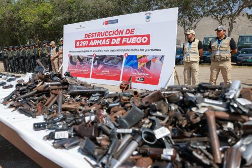 Las más de 8200 armas destruidas —entre revólveres, pistolas y escopetas— fueron decomisadas en operativos conjuntos de la PNP y las jefaturas zonales de la Sucamec en regiones como: Lima (5773), La Libertad (554), Áncash (261), Lambayeque (184), Piura (277), Cajamarca (118), Loreto (196), Arequipa (144), Puno (72), Cusco (203), Tacna (65), Junín (258), Ica (181) y Ucayali (5).ANDINA/Prensa Presidencia