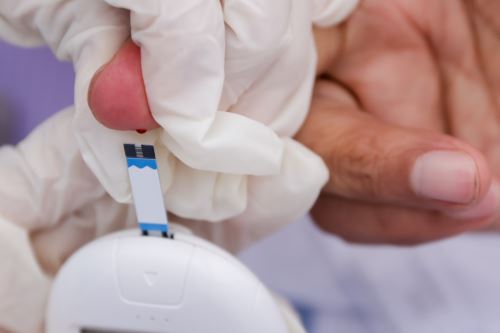 Día Mundial de la Diabetes: EsSalud lidera jornada preventiva y promueve una vida saludable