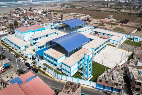 Ministerio de Educación ratifica compromiso con gobiernos regionales para mejorar la infraestructura educativa.