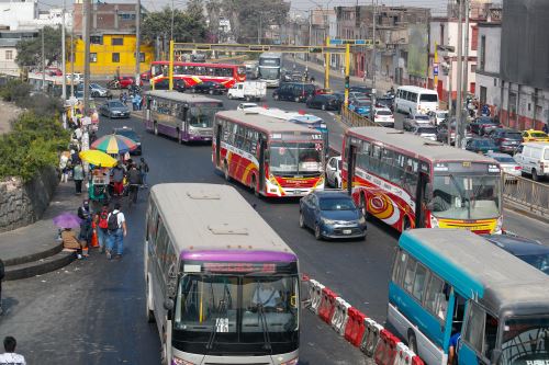 Transporte público transcurre con normalidad en las zonas norte, sur y este de Lima