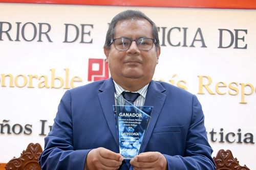 Corte de Huánuco gana premio Buenas Prácticas de Gestión por programa ambientale