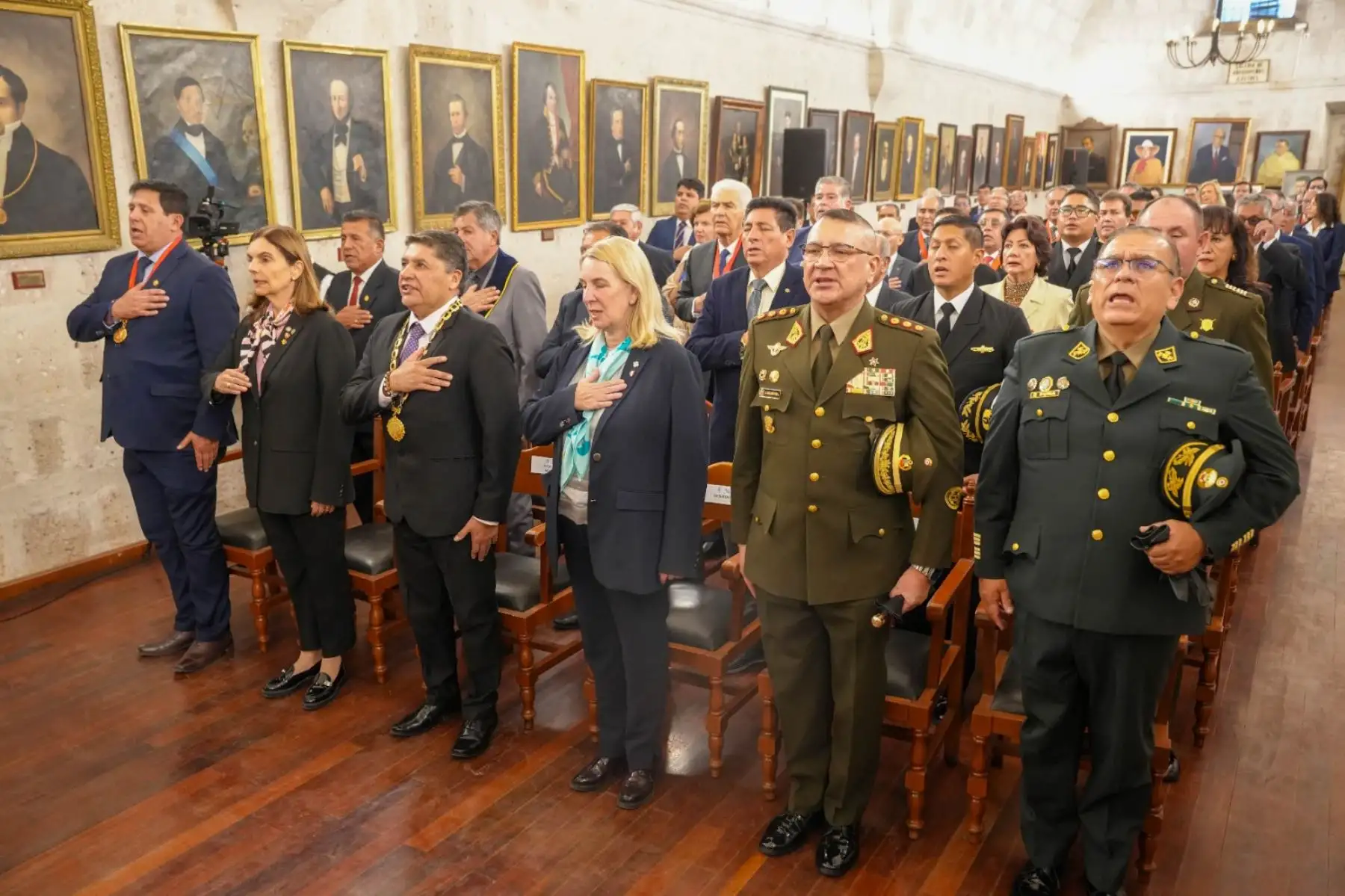 La Municipalidad Provincial de Arequipa rindió homenaje  a Francisco Bolognesi Cervantes, de quien se celebraron 209 años de nacimiento. En el acto también se conmemoró 18 años de la Legión Coronel Francisco Bolognesi. Foto: Cortesía Diego Ramos