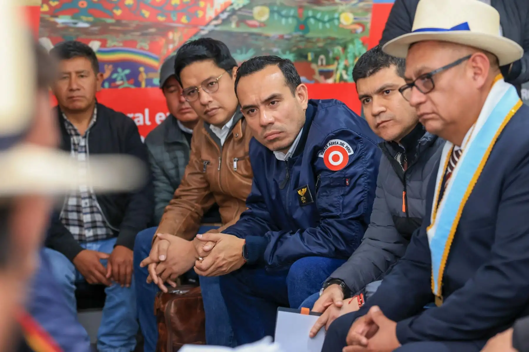 El presidente José Jerí lideró una reunión de coordinación con alcaldes provinciales y distritales de Junín; gremios y representantes de la sociedad civil, donde las autoridades locales expresaron las necesidades de la población al Ejecutivo. Foto: ANDINA/Prensa Presidencia