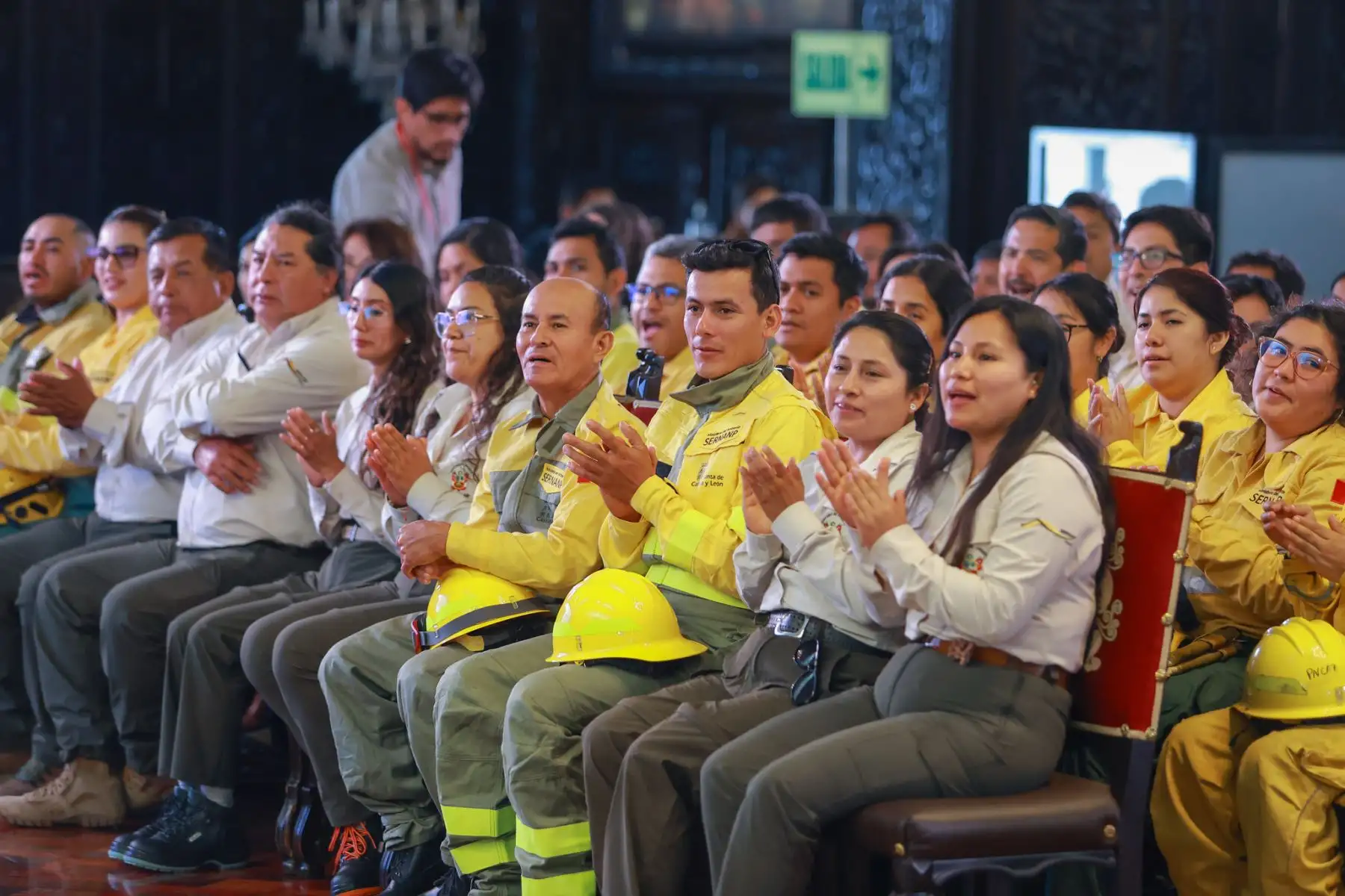 El presidente de la república, José Jerí Oré, participó en la ceremonia de implementación de la nueva escala remunerativa y la firma de contratos de los guardaparques del Perú, en Palacio de Gobierno. Foto: ANDINA/ Prensa Presidencia
