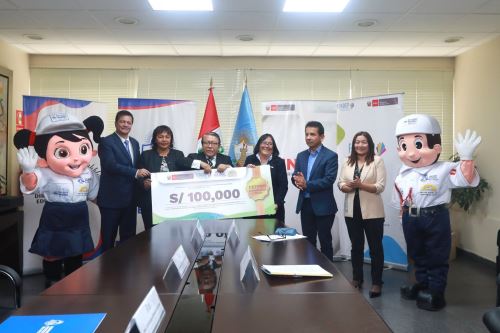 Gobierno Regional reconoció al Cetpro “Naciones Unidas” del Callao por ganar el Concurso Nacional de Innovación organizado por el Minedu. Foto: ANDINA/Difusión