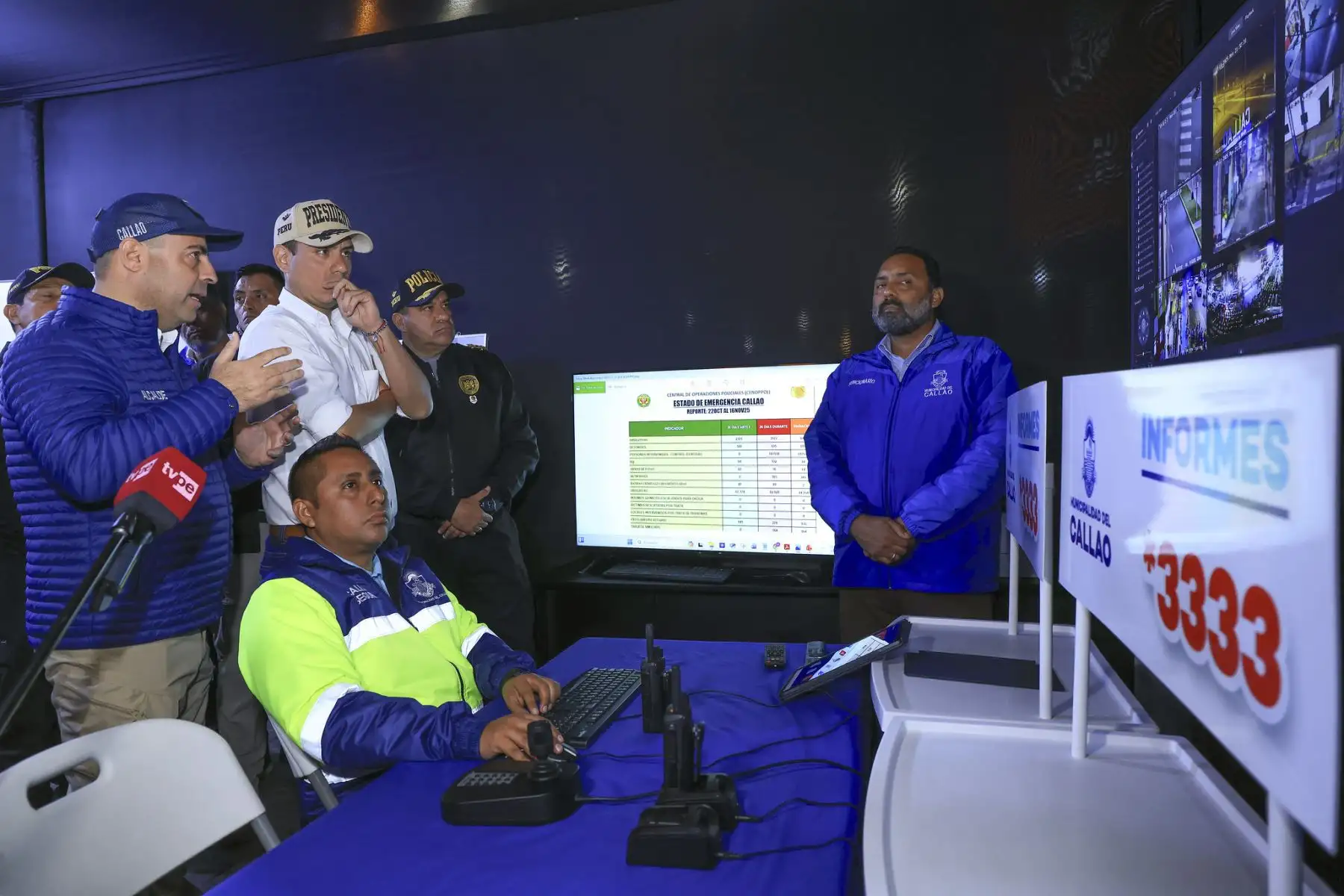 El presidente José Jerí supervisó la implementación del Puesto de Comando Temporal del Callao, reafirmando el compromiso del Ejecutivo con la seguridad ciudadana. Foto: ANDINA/Prensa Presidencia