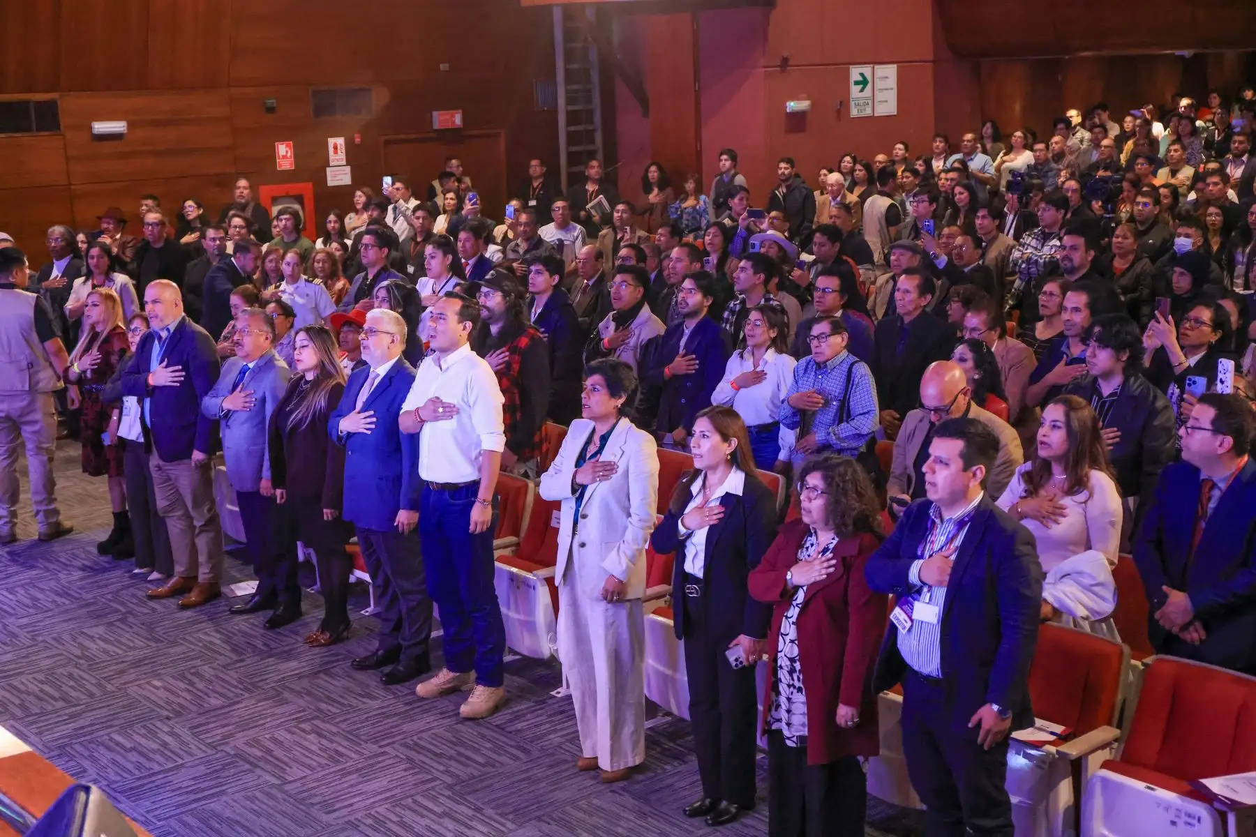 El presidente José Jerí participó de la inauguración del Congreso de la Industria Musical, un espacio impulsado por la Sociedad Nacional de Intérpretes y Ejecutantes de la Música (SONIEM) y coorganizado con el Ministerio de Cultura para fortalecer y proyectar el futuro de la música peruana. Foto: ANDINA/Prensa Presidencia