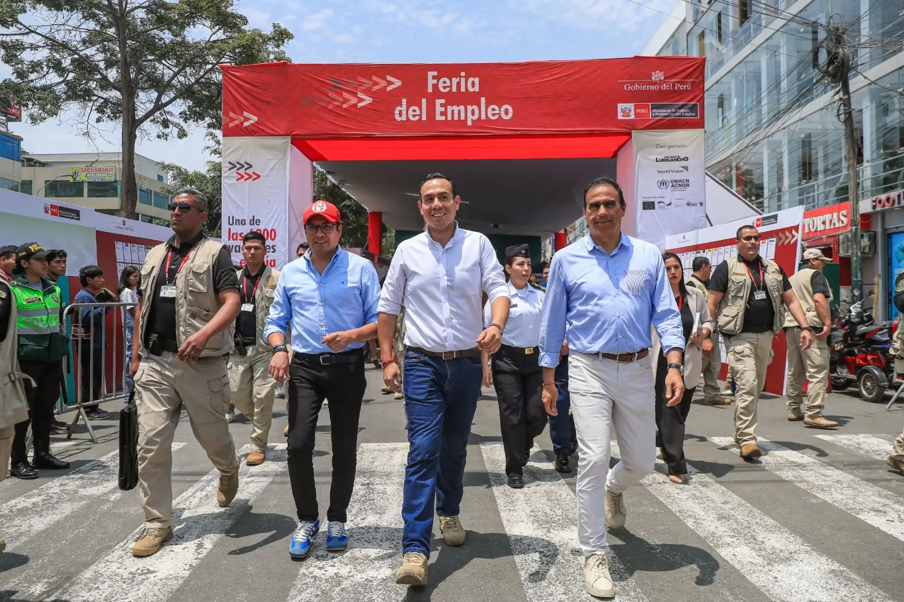 El presidente José Jerí, participa en la Feria del Empleo en San Juan de Lurigancho, la cual ofrece 6 mil oportunidades de empleo por medio de 80 empresas del sector privado. Foto: ANDINA/ Prensa Presidencia