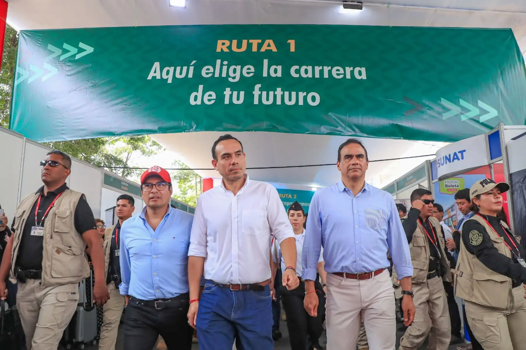 El presidente José Jerí, participa en la Feria del Empleo en San Juan de Lurigancho, la cual ofrece 6 mil oportunidades de empleo por medio de 80 empresas del sector privado. Foto: ANDINA/ Prensa Presidencia
