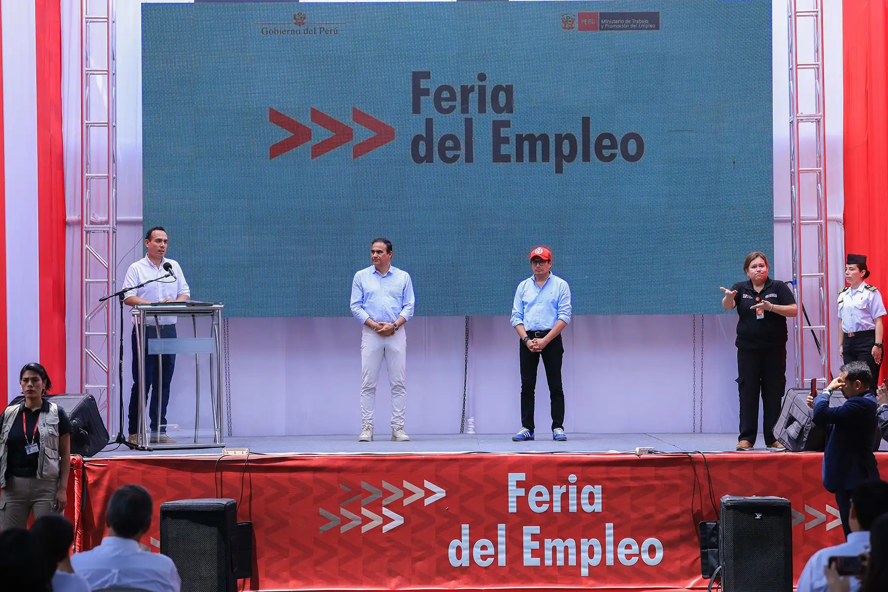 El presidente José Jerí, participa en la Feria del Empleo en San Juan de Lurigancho, la cual ofrece 6 mil oportunidades de empleo por medio de 80 empresas del sector privado. Foto: ANDINA/ Prensa Presidencia