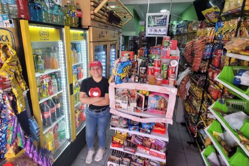 Así como Sonia Chávez, en el Perú miles de bodegueras impulsan la economía local. Foto: Cortesía.