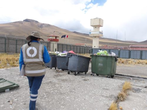 OEFA supervisa manejo de residuos sólidos y de aguas residuales en el establecimiento penitenciario de Challapalca, ubicado en la región Tacna. ANDINA/Difusión