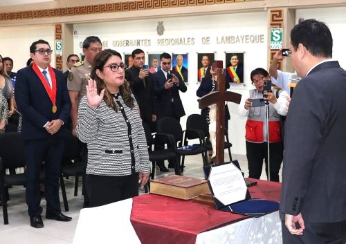 Sara Leonor Bustamante Castillo asumió esta mañana como nueva consejera regional de Lambayeque en una ceremonia realizada en el auditorio del Gobierno Regional. ANDINA/Difusión