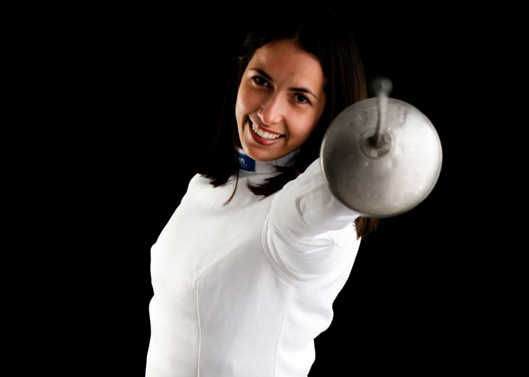 Es medallista de plata en los Juegos Panamericanos Santiago 2023, varias veces medallista Suramericana de Espada, deportista ejemplo dentro y fuera de los escenarios deportivos”.  Foto: ANDINA/Difusión