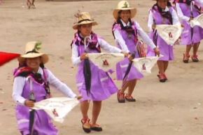 Las mujeres participan en la Danza de las Curcuchas desde el siglo XX. Foto: Captura TV