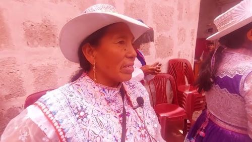 Sonia López, danzante de tijeras. Captura TV