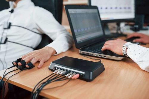 El polígrafo es conocido popularmente como el “detector de mentiras”, Foto: Difusión