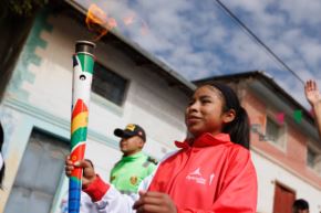 Entre las 10:00 a. m. y las 11:00 a. m. del sábado 22 de noviembre, la antorcha bolivariana recorrerá el Malecón Cisneros, el Malecón de la Reserva y la avenida Armendáriz, en Miraflores. En tanto, entre la 1:45 p. m. y las 3:00 p. m., partirá del Estadio Nacional hacia la Plaza de Armas.ANDINA/Difusión
