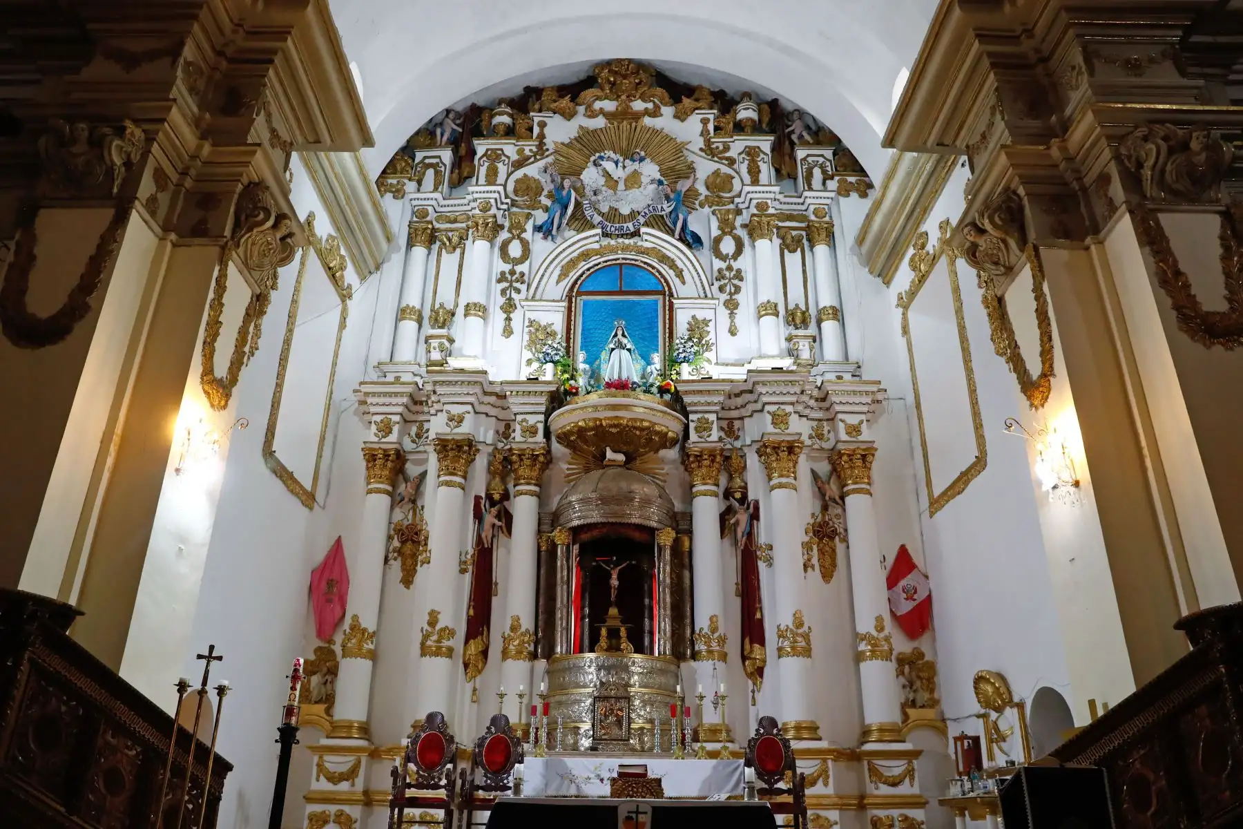 Dentro de las imágenes del Templo Santiago Apóstol, en Lampa, está la imagen de la Virgen de la Inmaculada Concepción, hecha en yeso y traída entre 1792 y 1795 con el nombre de Virgen del Pilar. Foto: ANDINA/Daniel Bracamonte