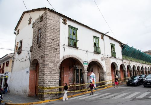 Más de 40 casonas e iglesias del centro histórico de Ayacucho están en riesgo crítico de colapso. ANDINA/Difusión